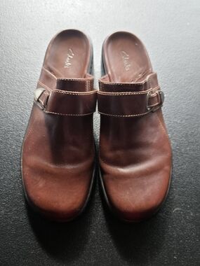 Clarks Dark Brown Leather Slip on Comfort Mules Shoes Womens 10M Crimson SMU